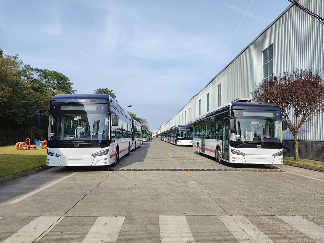 12m 배터리 전기 버스 배터리 46 좌석 eBus 도시 및 도시 간 교통에 사용됩니다.